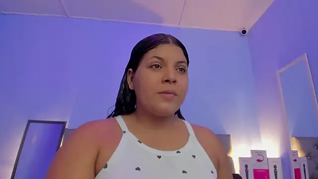 neferet opal online show from 6, 11, 2025