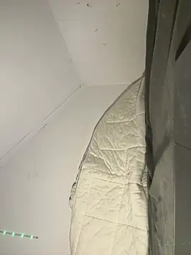 Snapshot of TwinklustbyEmi chatting on 3, 3, 2026 TwinklustbyEmi online show from 3, 3, 2026