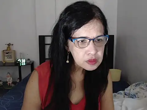 Snapshot of Prettysweetmum chatting on 1, 10, 2025 Prettysweetmum online show from 1, 10, 2025