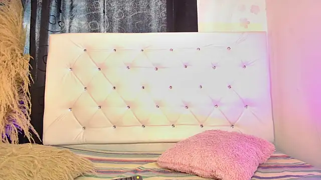 Snapshot of tatixxxvega chatting on 1, 4, 2026 tatixxxvega online show from 1, 4, 2026