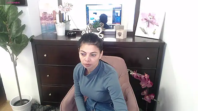 Snapshot of LadyLiia chatting on 11, 2, 2026 LadyLiia online show from 11, 2, 2026