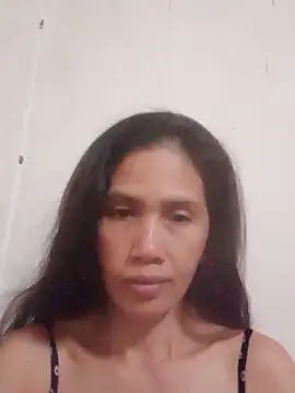 Snapshot of Sweet-n-HotCandy chatting on 17, 5, 2026 Sweet-n-HotCandy online show from 17, 5, 2026