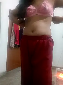 Snapshot of Anamika-singhania chatting on 16, 12, 2025 Anamika-singhania online show from 16, 12, 2025