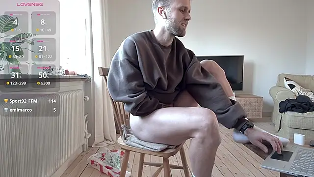 Snapshot of bubblebuttnes chatting on 9, 3, 2026 bubblebuttnes online show from 9, 3, 2026