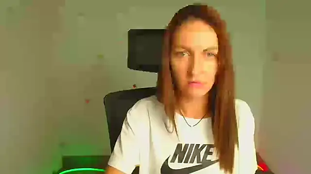 Aurora Loveu online show from 14, 9, 2025