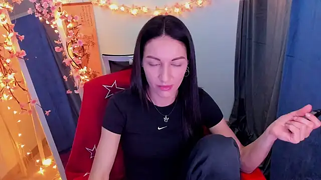 Aurora Loveu online show from 6, 3, 2026