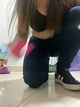 Laia Gomez online show from 2, 2, 2026