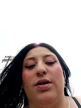 megan fox5 online show from 30, 10, 2025