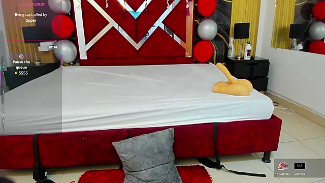 VioletRose as online show from 3, 3, 2026