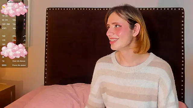 Snapshot of seraphine_star chatting on 14, 2, 2026 seraphine star online show from 14, 2, 2026