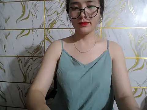 Lyzizi lovely09 online show from 10, 7, 2026