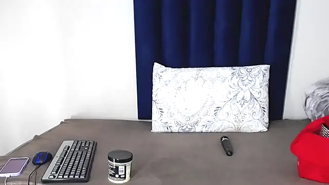 Pinkdollyg online show from 10, 3, 2026