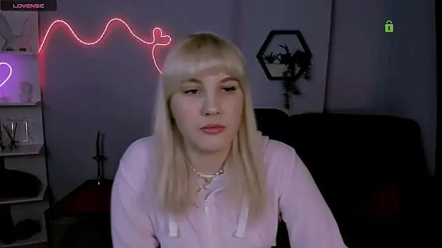 Snapshot of marta_smith chatting on 3, 2, 2026 marta smith online show from 3, 2, 2026