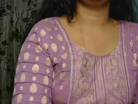 Jennifer 1999 online show from 3, 5, 2026