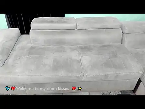 Snapshot of HugeDickFuck chatting on 1, 11, 2025 HugeDickFuck online show from 1, 11, 2025