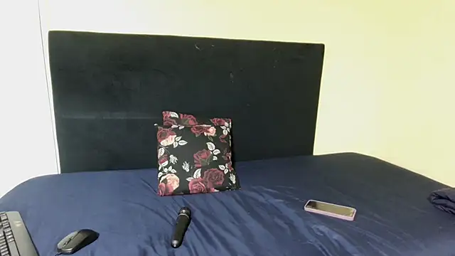 Snapshot of SweetTitties21 chatting on 11, 4, 2026 SweetTitties21 online show from 11, 4, 2026