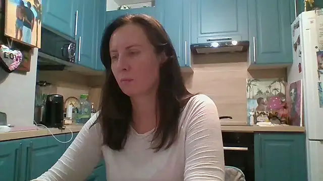 ALICAINWONDERLAND online show from 30, 10, 2025