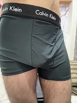 coupleyug online show from 4, 4, 2026