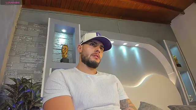 dominic de luca online show from 15, 4, 2026