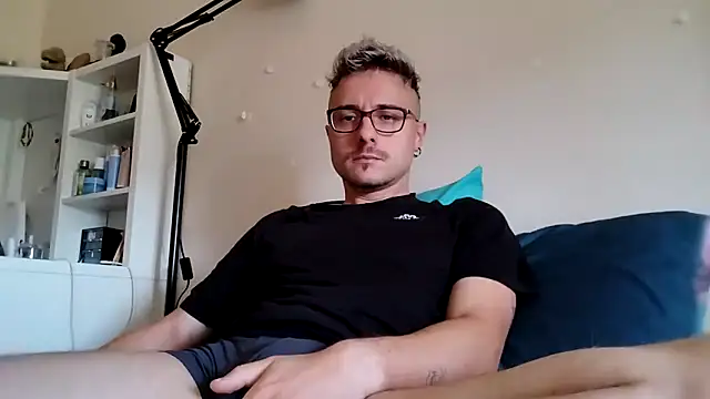 ilovechub112 online show from 26, 9, 2025