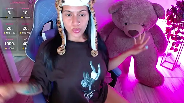 sexygoddesskarol online show from 9, 9, 2025