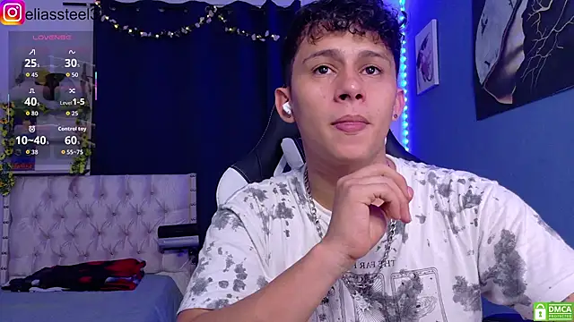 Snapshot of elias_steel1 chatting on 6, 8, 2026 elias steel1 online show from 6, 8, 2026