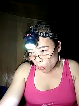 Snapshot of CoMay003 chatting on 10, 2, 2026 CoMay003 online show from 10, 2, 2026