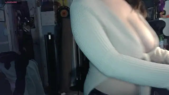 bimbo gurl online show from 4, 4, 2026