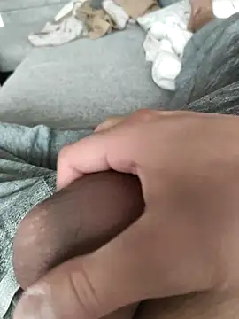 Snapshot of hansvonerotic1 chatting on 12, 10, 2025 hansvonerotic1 online show from 12, 10, 2025