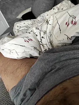 Snapshot of hansvonerotic1 chatting on 14, 11, 2025 hansvonerotic1 online show from 14, 11, 2025