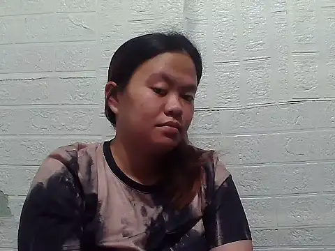 Snapshot of cris_sweety chatting on 4, 10, 2025 cris sweety online show from 4, 10, 2025