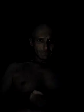 Romance32 online show from 11, 11, 2025