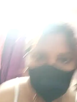 Snapshot of misspriya03 chatting on 5, 1, 2026 misspriya03 online show from 5, 1, 2026