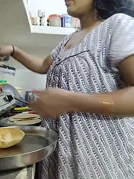 Snapshot of spicysuhana chatting on 20, 7, 2026 spicysuhana online show from 20, 7, 2026