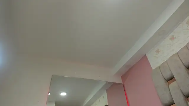 cloe spencerr online show from 31, 10, 2025