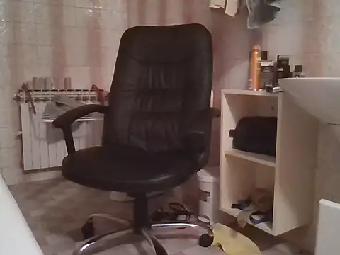 Snapshot of bdsmfreaks12 chatting on 13, 11, 2025 bdsmfreaks12 online show from 13, 11, 2025