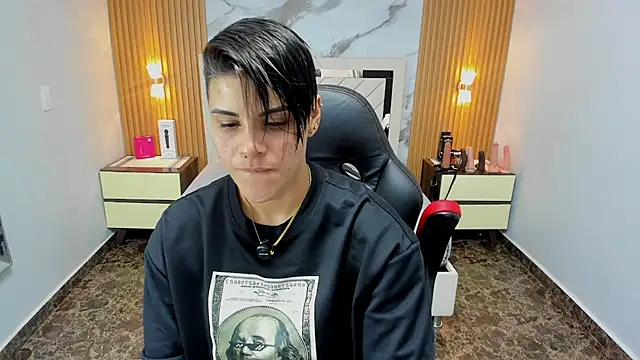 KAROLLJONES1 online show from 18, 2, 2026