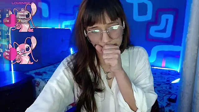zara erotik online show from 13, 10, 2025