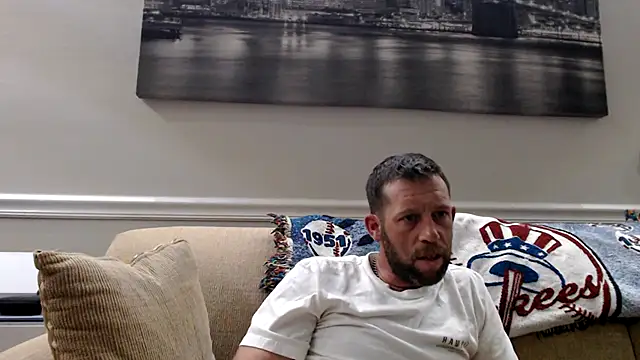 Snapshot of JM71325 chatting on 13, 5, 2026 JM71325 online show from 13, 5, 2026