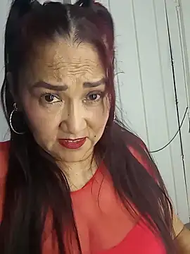 Snapshot of linda_luna29 chatting on 7, 6, 2026 linda luna29 online show from 7, 6, 2026