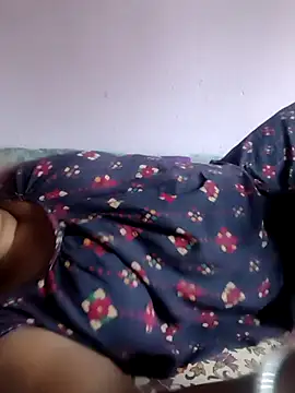 Cute-Swewty online show from 27, 10, 2025