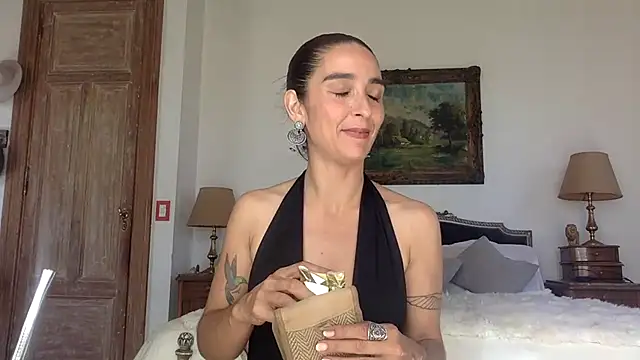 venuslibre online show from 4, 10, 2025