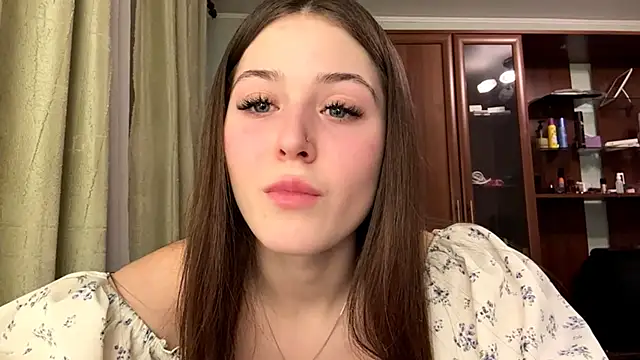 Adel strongwoman online show from 11, 2, 2026