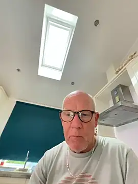 Snapshot of philefc chatting on 29, 10, 2025 philefc online show from 29, 10, 2025