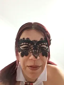 Snapshot of Anayssa_ chatting on 5, 10, 2025 Anayssa  online show from 5, 10, 2025