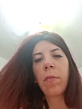 Anayssa  online show from 15, 2, 2026