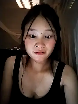 Snapshot of saronla_03 chatting on 5, 10, 2025 saronla 03 online show from 5, 10, 2025