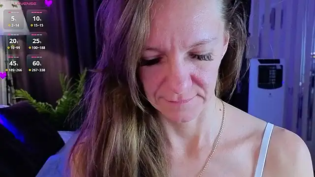 Jesica mooon online show from 12, 2, 2026