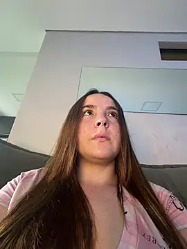Snapshot of m0ranguinh0s2 chatting on 9, 7, 2026 m0ranguinh0s2 online show from 9, 7, 2026