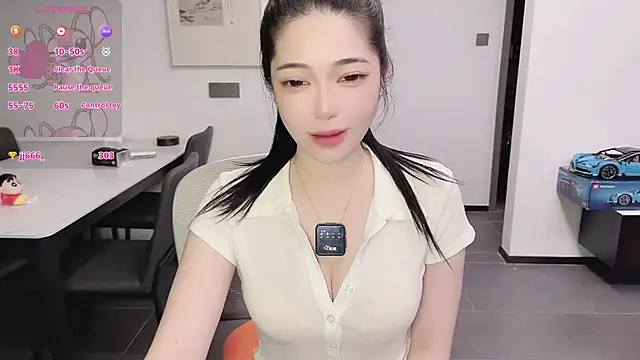 Snapshot of Scarlett-bb chatting on 10, 11, 2025 Scarlett-bb online show from 10, 11, 2025